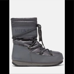 Moon Boot Gray NWT